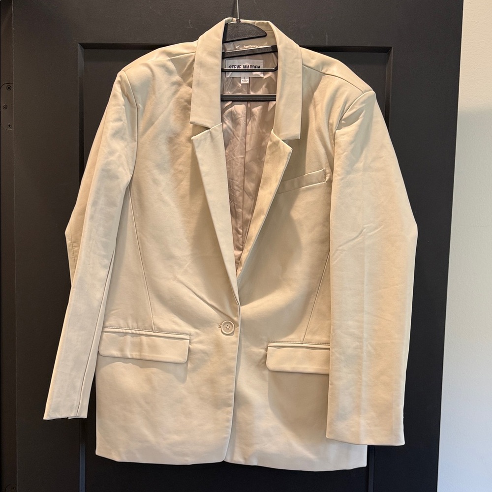 Steve Madden Cream Single-Button Tailored Blazer